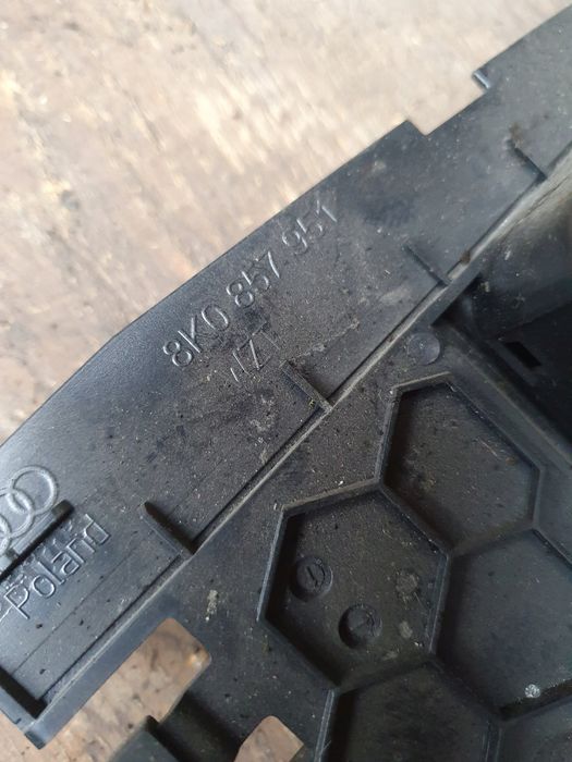 schowek popielniczka audi a4 b8 2.0 tdi 8k0857951 europa