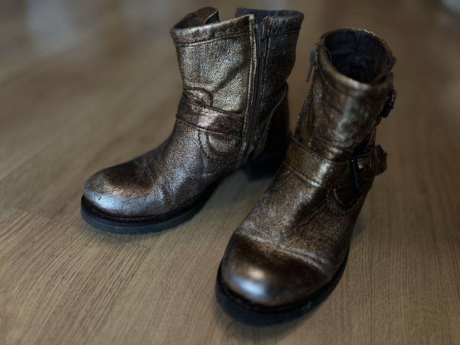 Botki dziewczęce złote