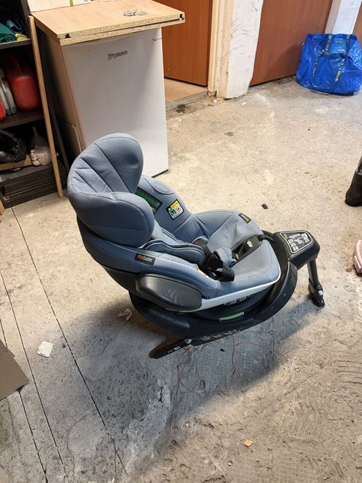 Obrotowy fotelik samochodowy BeSafe iZi Turn