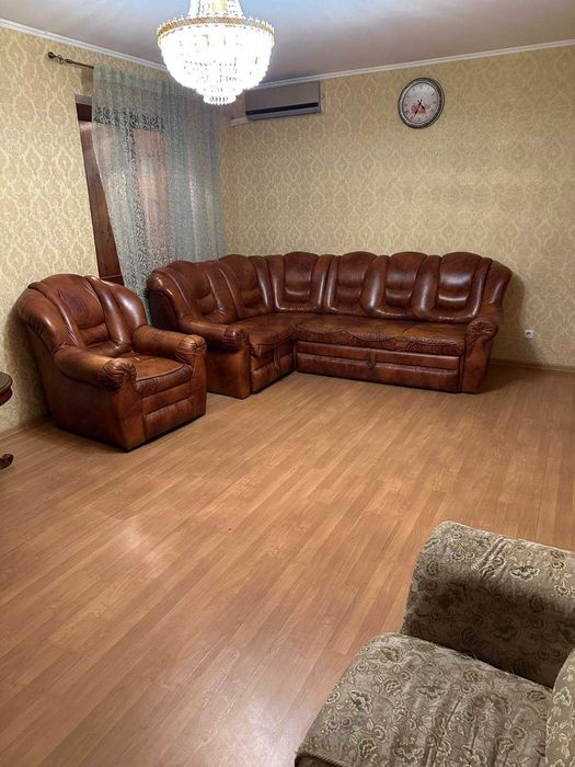 Здається велика 2-к квартира, м.Позняки, вул.Гмирі