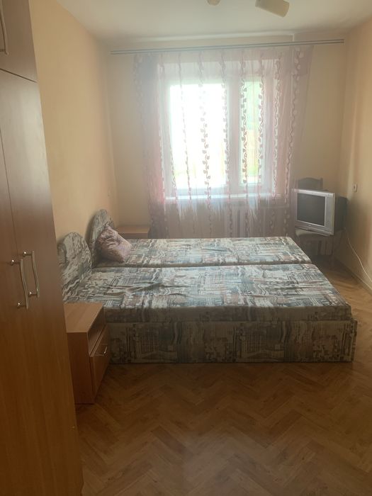 Сдам комнату в общежитии в начале Слобожанского проспекта.