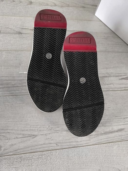 Sneakersy Guess  rozm. 39
