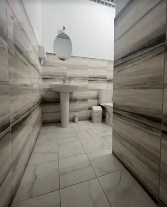 Продаж приміщення вільного призначення на вул. Митрополита Шептицького