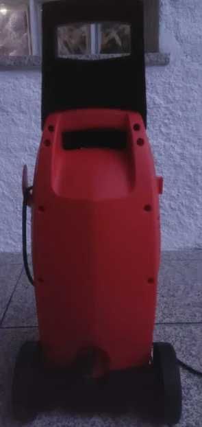 Máquina de lavar à pressão Black & Decker PW1400