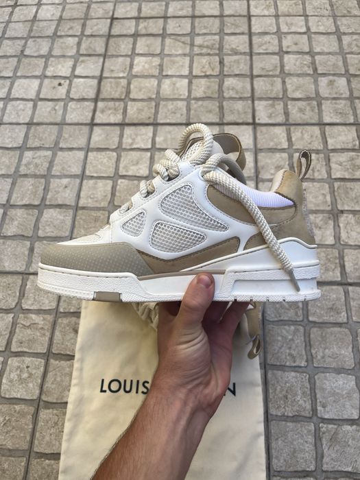 Lv skater beje e brancas
