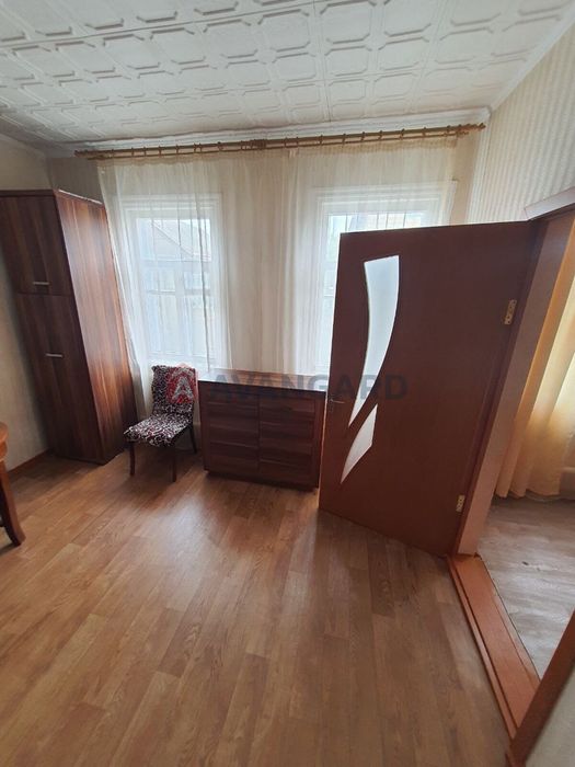 Продаж частини будинку на казбеті