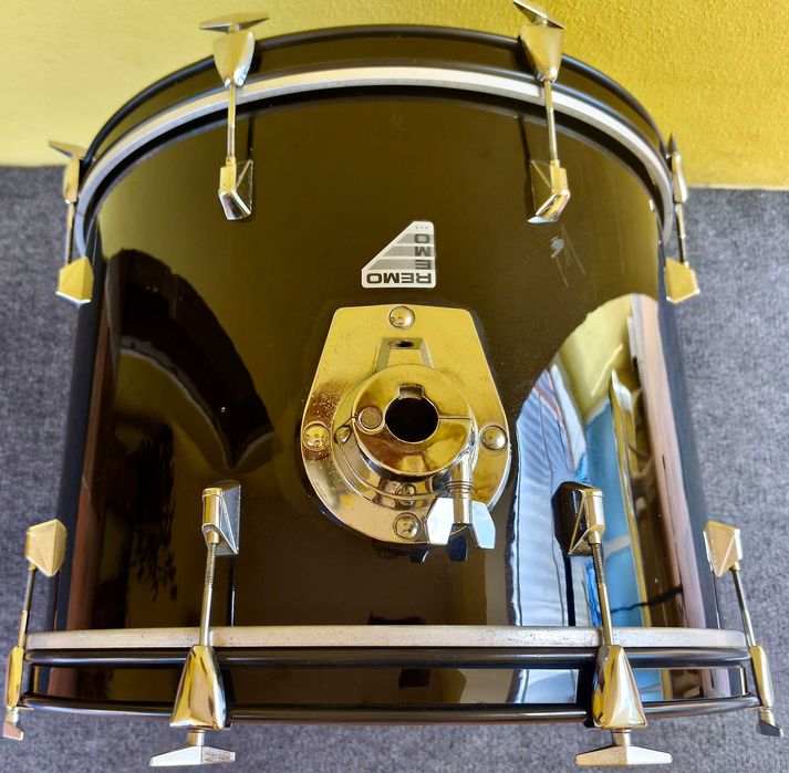 Bombo Remo Quadura 22x16
