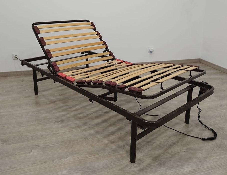 Camas articuladas elétricas, castanhas, pés fixos