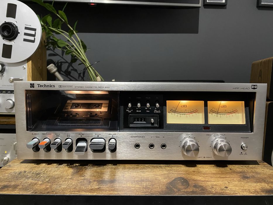 Magnetofon Technics RS-630