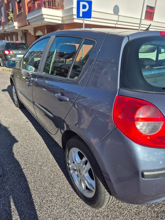 Renault Clio III 1.2 16v  (75cv)  2008