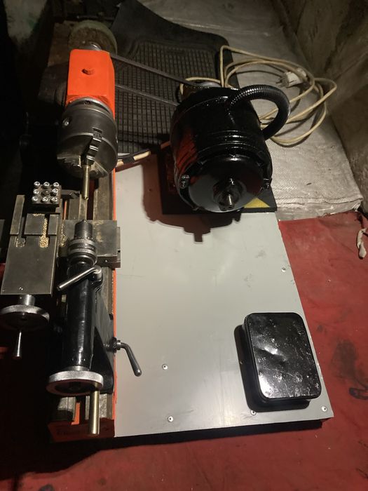 Токарний станок 1 д601