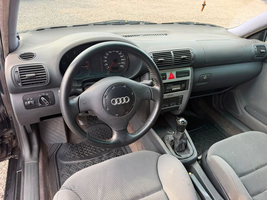 Audi A3521703068366295046