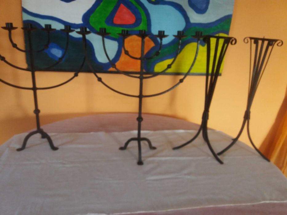 Castiçais ferro doces travessas tapas