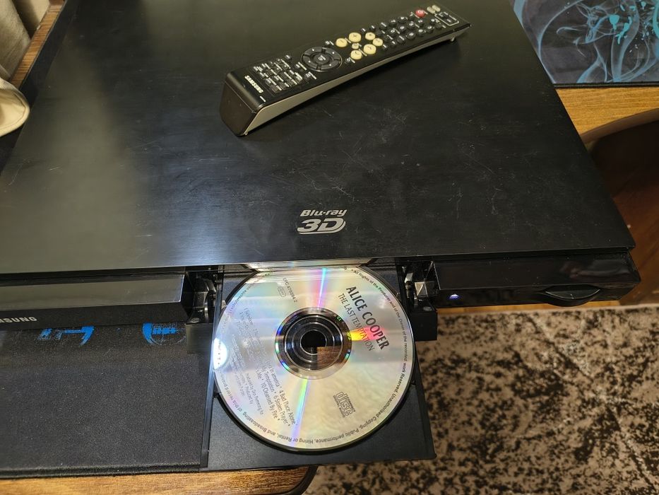 Продаю домашній кінотеатр Samsung Blu ray HT-D5000 стан новий