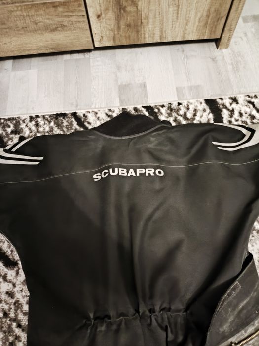Skafander suchy Scubapro Evertec
