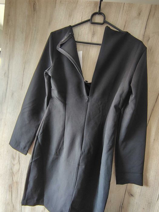 NOWA sukienka Mohito