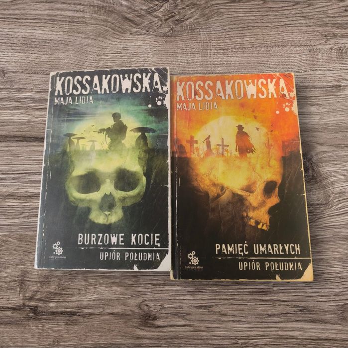 Maja Kossakowska "upiór południa: burzowe kocię i pamięć umarłych"