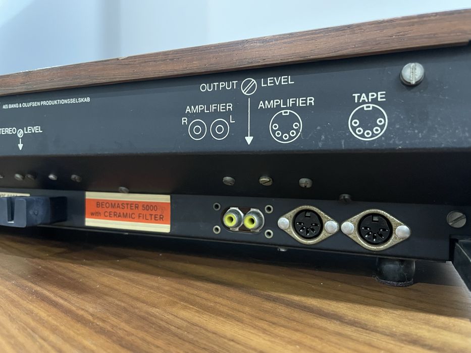 Bang & Olufsen - Beomaster 5000 (de 1968 a 1972) - FM stereo tuner