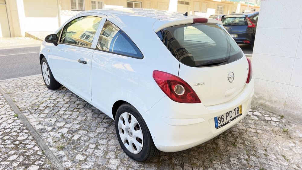 Opel Corsa comercial 2014