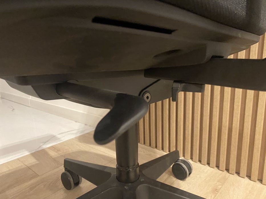 Krzeslo fotel biurowy obrotowy ergonomiczny mdd sava runner