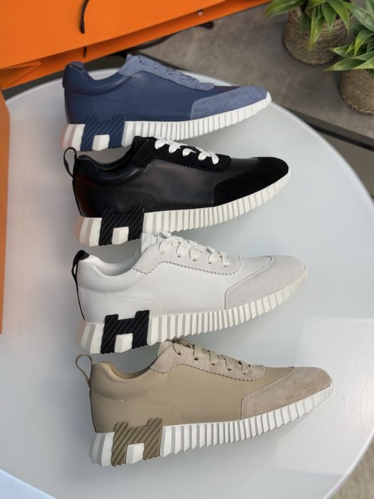 Жіночі  кросівки hermes