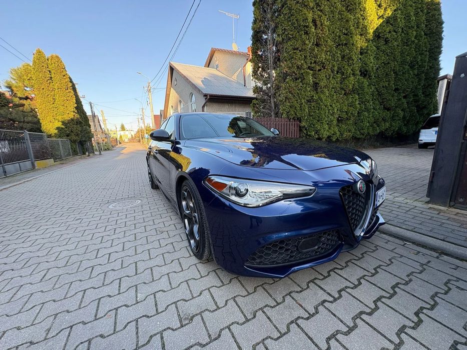 Alfa Romeo Giulia Alfa Romeo Giulia 2.0 Ti sport Veloce Mod Bogato wyposażona niski prze