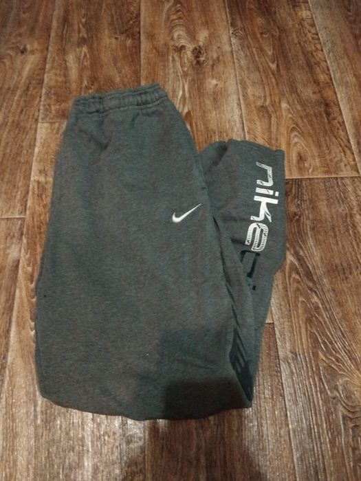 Nike на широкому виходу утяжки