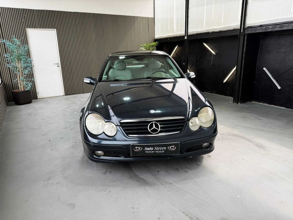 Mercedes-Benz C220