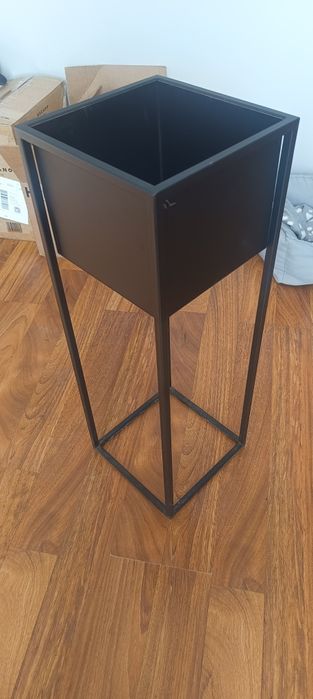 Doniczka metalowa czarna loft