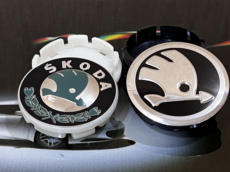Ковпачки Шкода Skoda 56 мм наружний 52 мм внутрішній ,зелені ,чорні