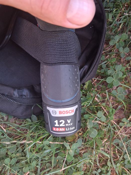 Шуруповерт Bosch 12v