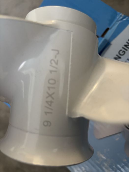 Śruba napędowa yamaha 9.9- 20km 9 1/4x10