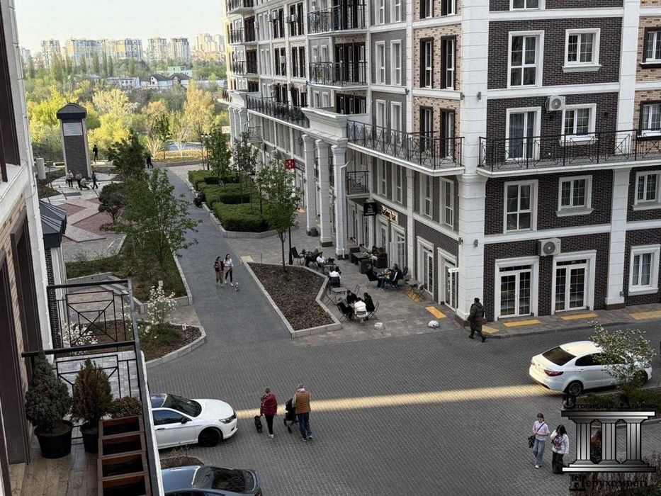 З РЕМОНТОМ, Оренда фасаду в робочому місці, ЖК Нова Англія
