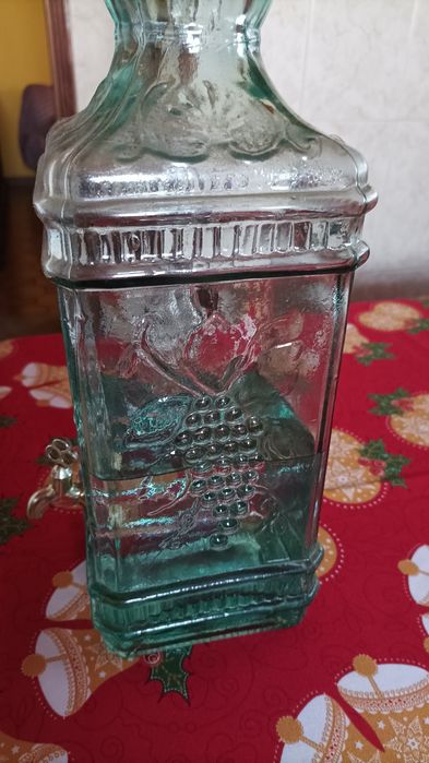 Garrafa em Vidro Vintage para bagaço ou outra bebida