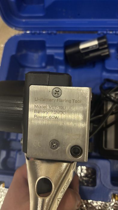 Вальцовка для мідних труб VALUE VET 19 LI електрична акумуляторна