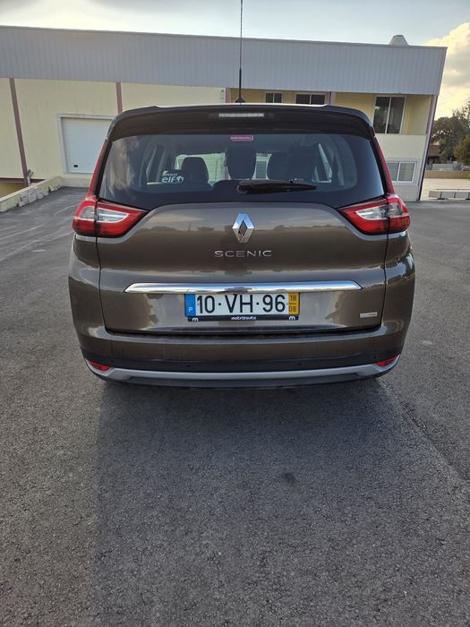 Renault Grand Scénic IV 1.5 dCi Hybrid Assist | 7 Lugares | 95.580 km | Excelente Estado — photo 4