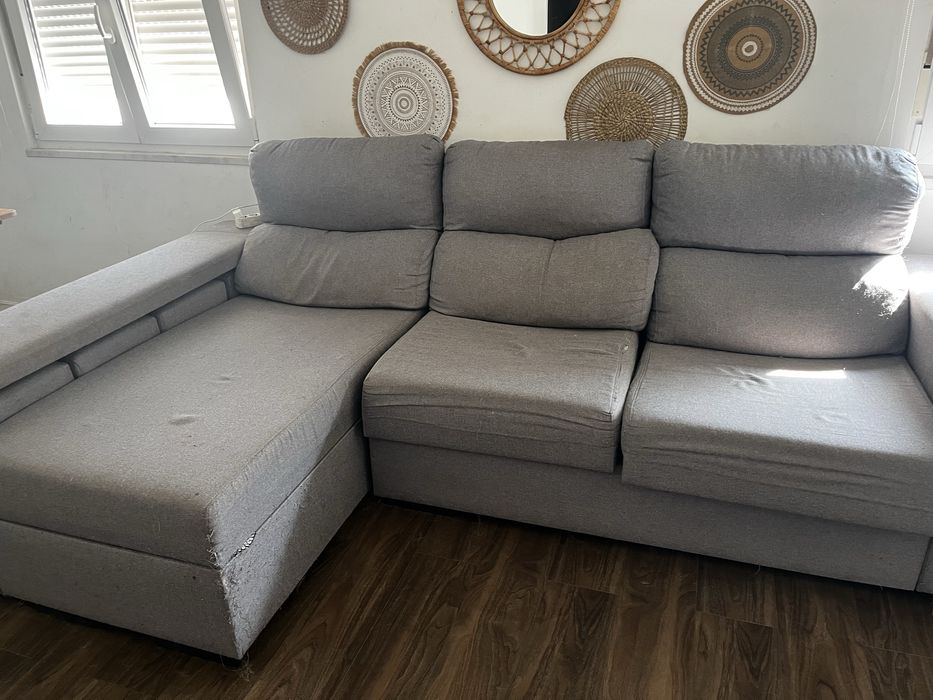 Sofá chaise long cinzento