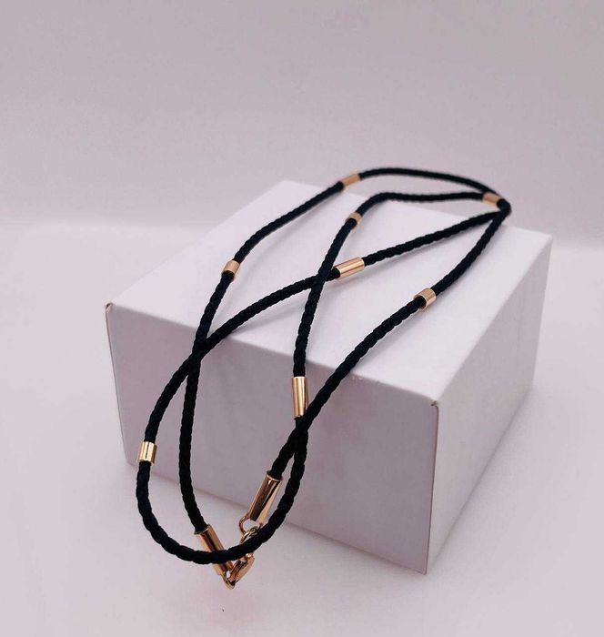 Нові шнурки з золотими вставками вага 2,1 грам арт.7, вага 1,32 арт.85