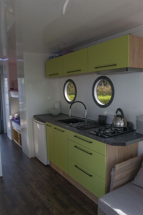 Houseboat 13m 2silniki yamaha 50