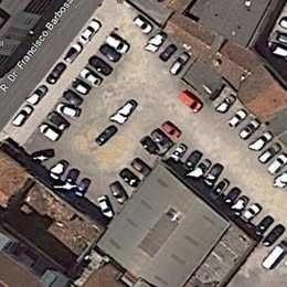 Terreno à venda no centro de Rio Maior