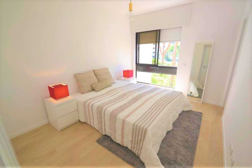 Vilamoura com piscina,wifi,churrasqueira-julho e setembro