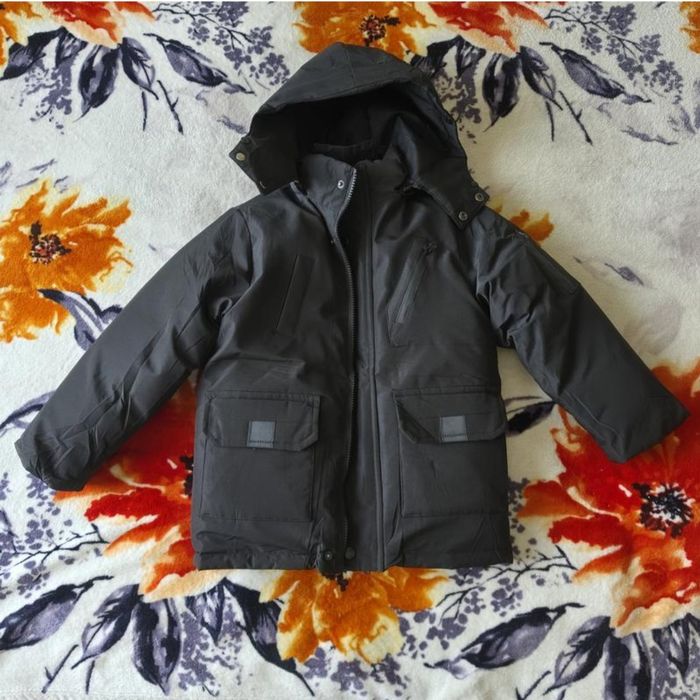 Тепла зимова дитяча куртка/ парка на хутрі розмір 3 чорна