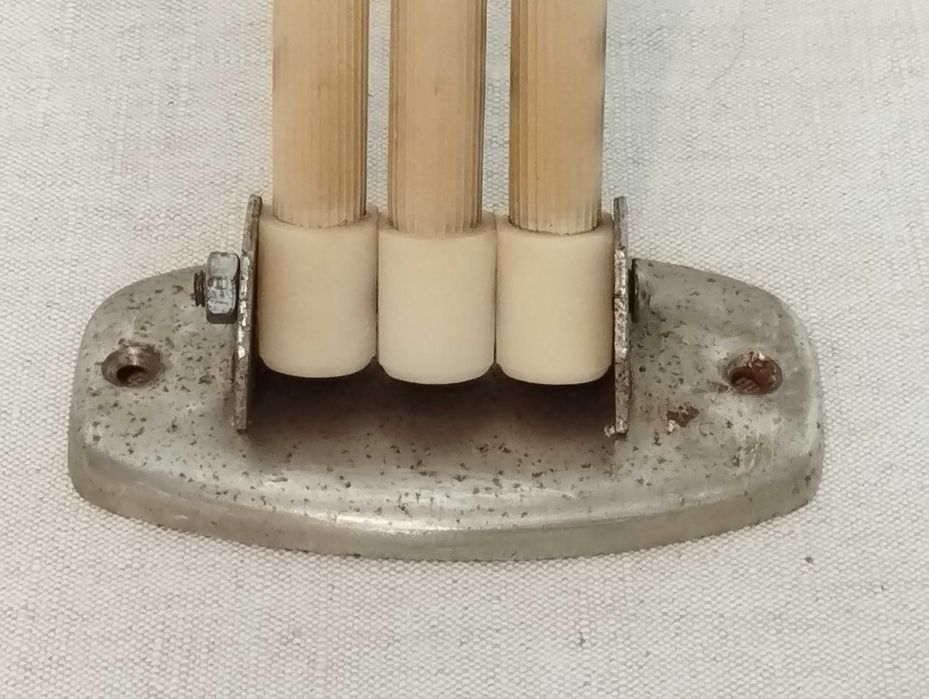 stary wieszak na ręczniki Prl