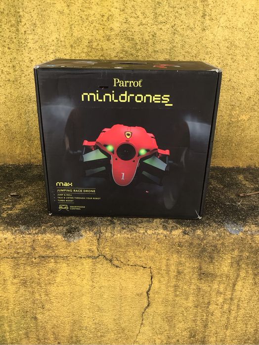 Drone Parrot Max minidrones jumping race drone