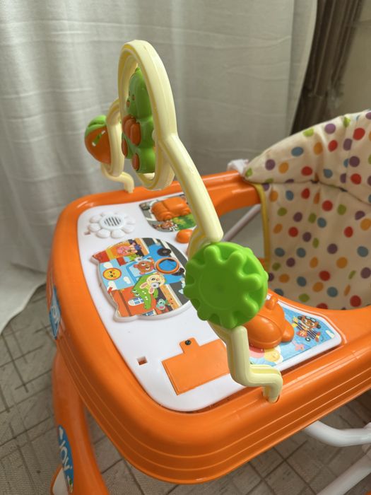 Ходунки дитячі гарний стан