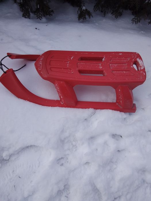 Sanki  Arrow  , Prosperplast . Plastikowe - Tworzywo sztuczne