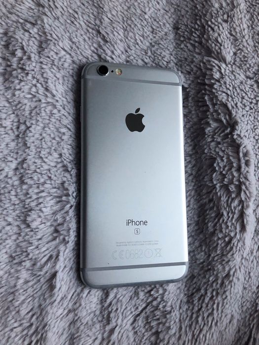 iPhone 6S 64 GB srebrny w świetnym stanie sprawny