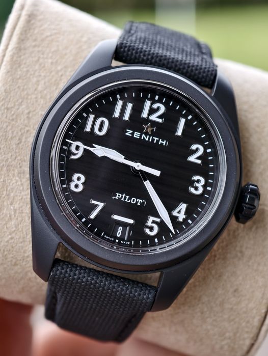Zenith Pilot Ceramic 40mm