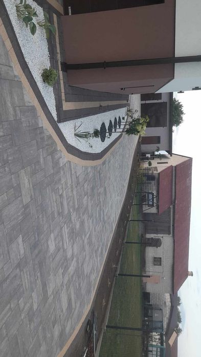 Usługi brukarskie + usługi koparko-ładowarką