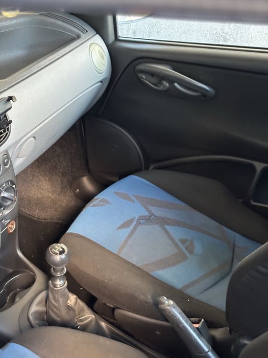 Fiat punto com kit Abarth muito bonito